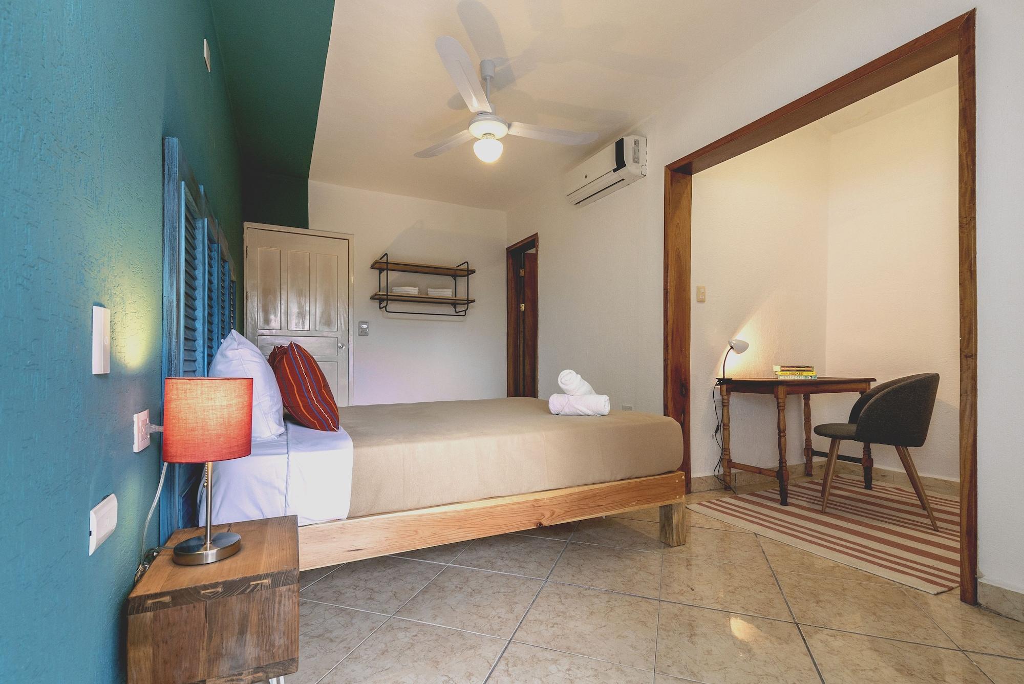 Selina Playa Del Carmen Hotel Bagian luar foto