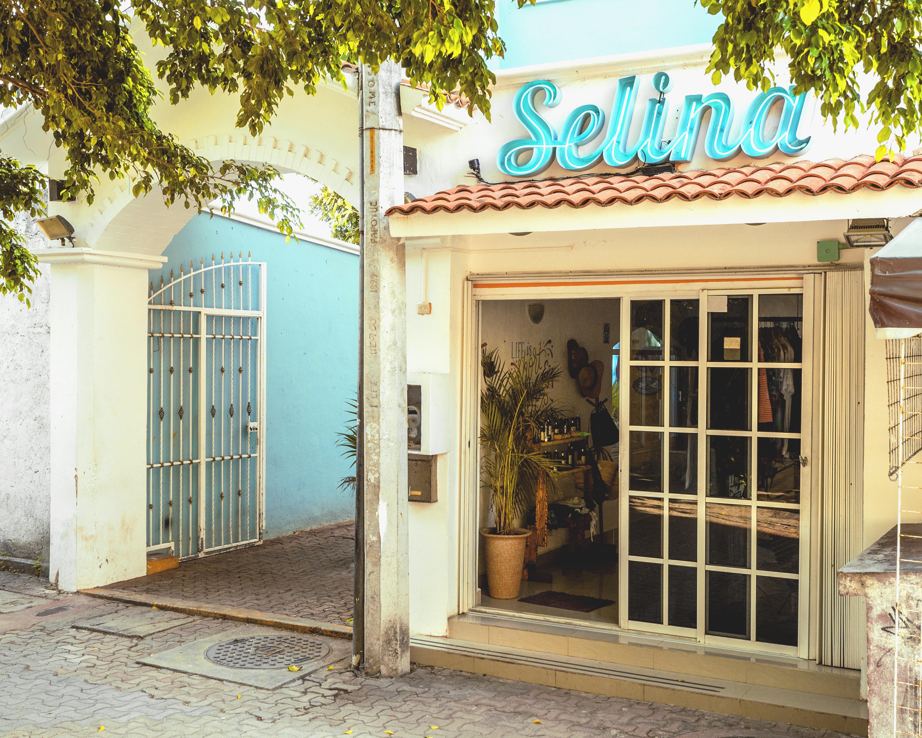Selina Playa Del Carmen Hotel Bagian luar foto