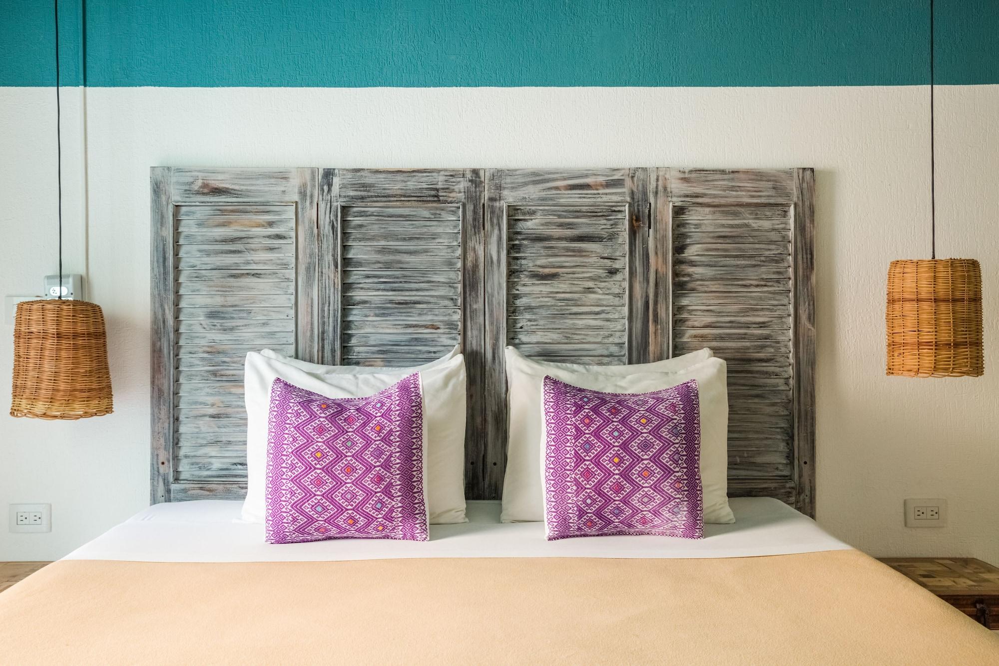 Selina Playa Del Carmen Hotel Bagian luar foto